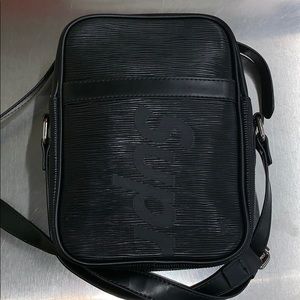 Louis Vuitton supreme side bag
